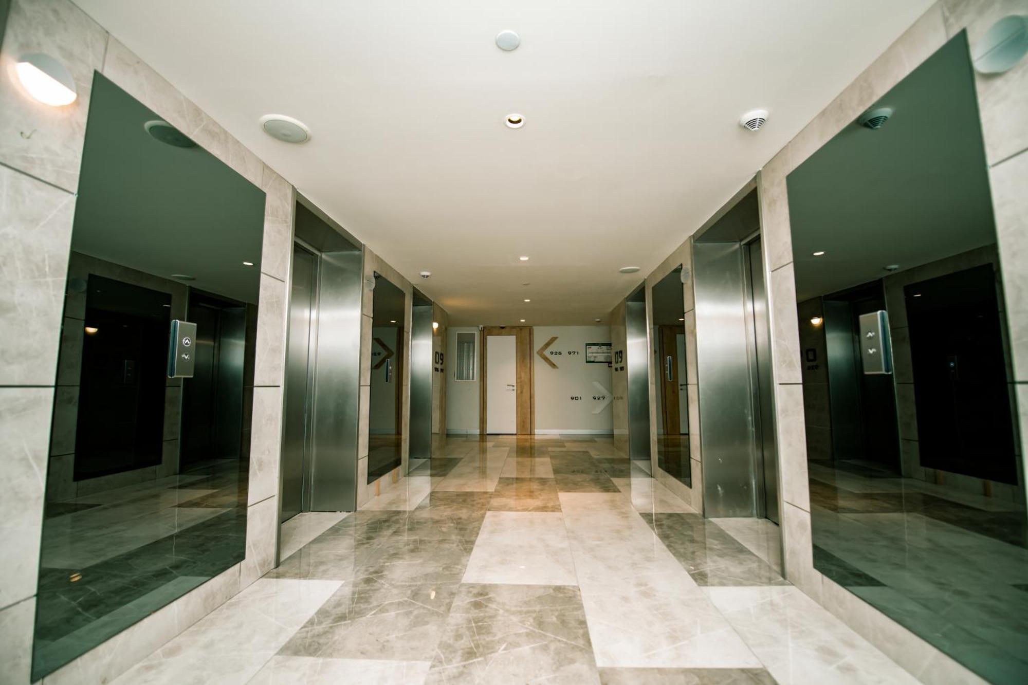 Orbi City Premium Apartments Batoemi Buitenkant foto